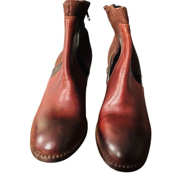 NWOT H By Hudson London Snake Leather
Ankle Boots Heeled Brown Sz 36 US Sz 5. - Picture 2 of 7